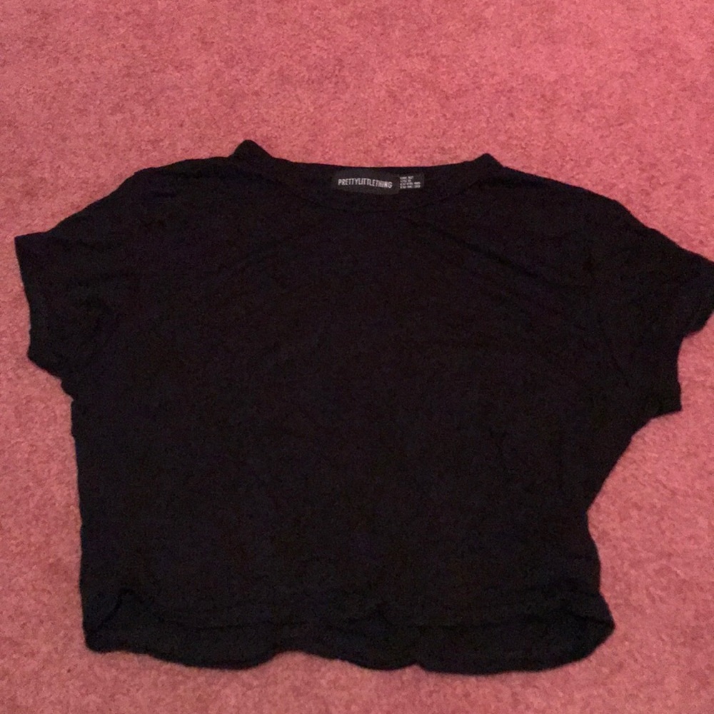 Cropped black T-shirt